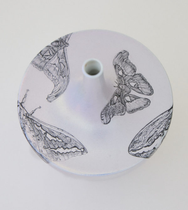 Leamhan Vase - Image 2